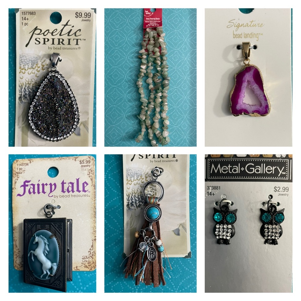 Assorted Jewelry Accessory Collection - Picture 4 of 11
